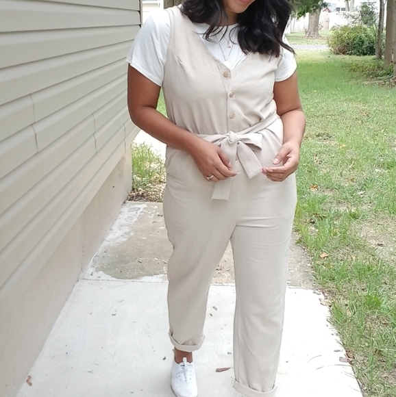 YOURS TRULY CREAM BUTTON JUMPSUIT - Picture 3 of 7